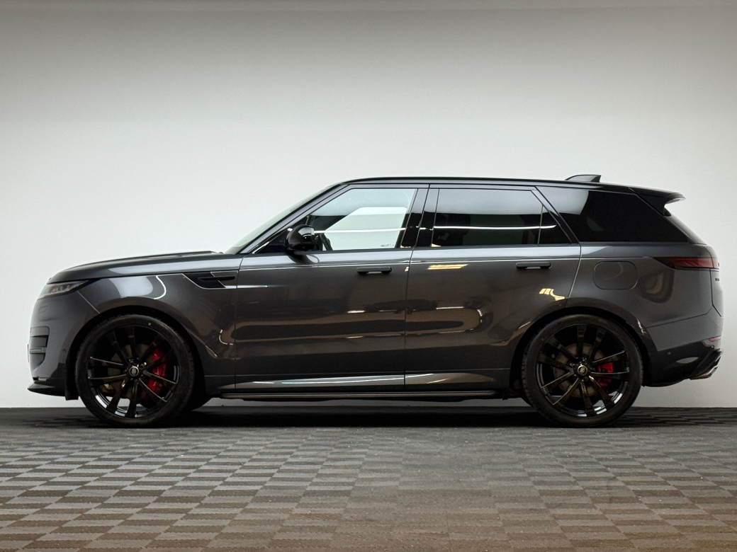 2025 Land Rover Range Rover Sport