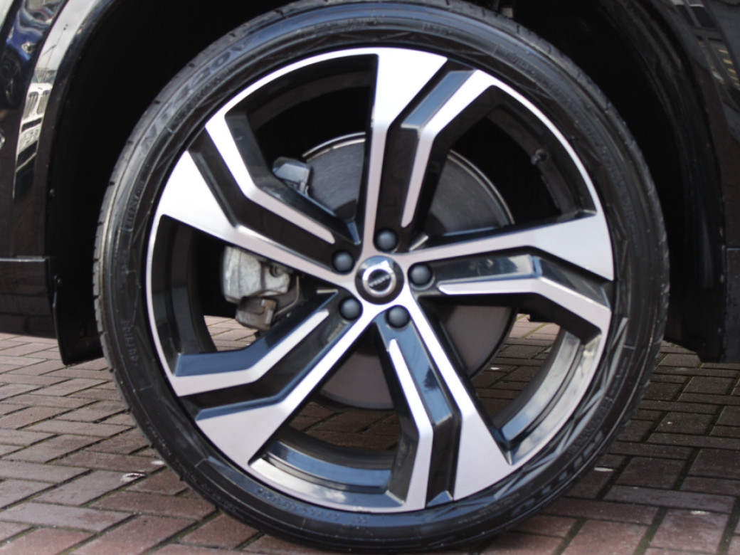 2023 Volvo XC90