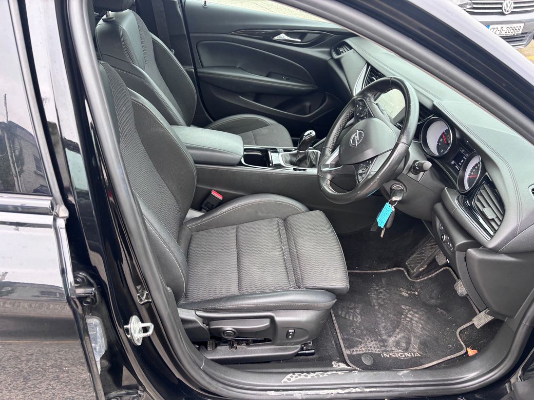 2021 Opel Insignia