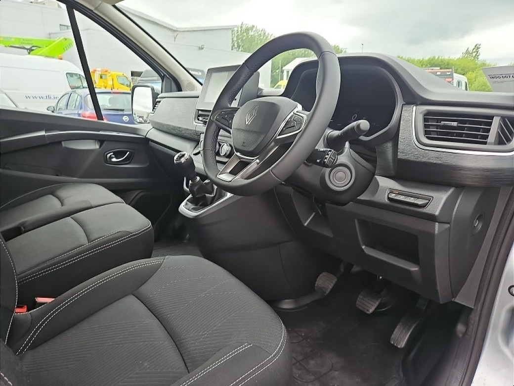 2026 Renault Trafic