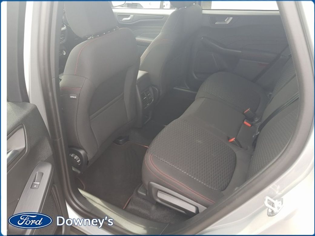 2025 Ford Kuga