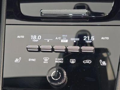 2025 Porsche Cayenne