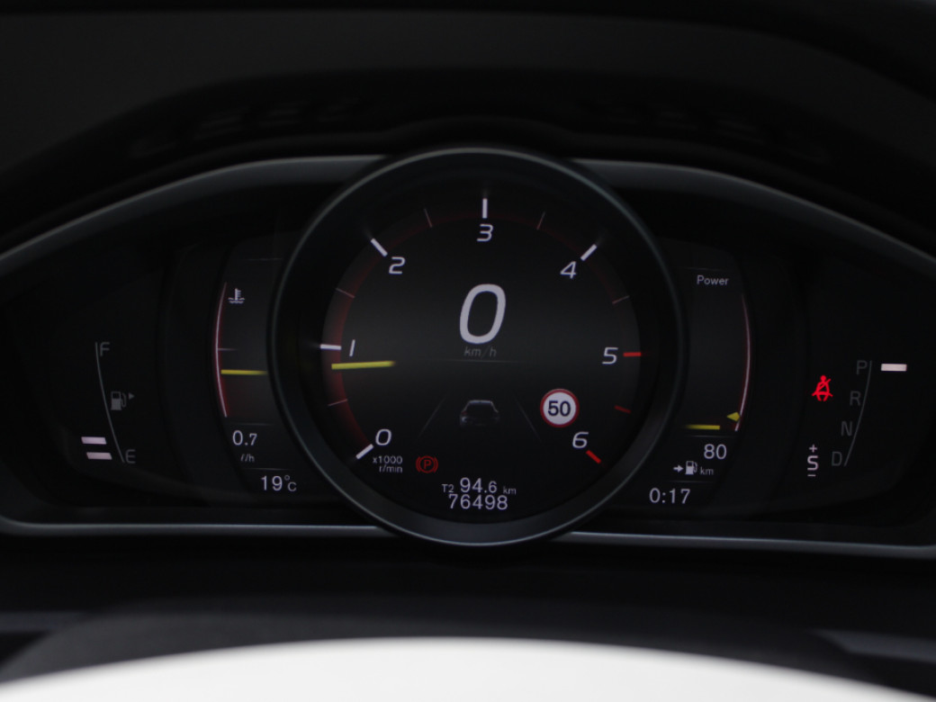 2019 Volvo V40