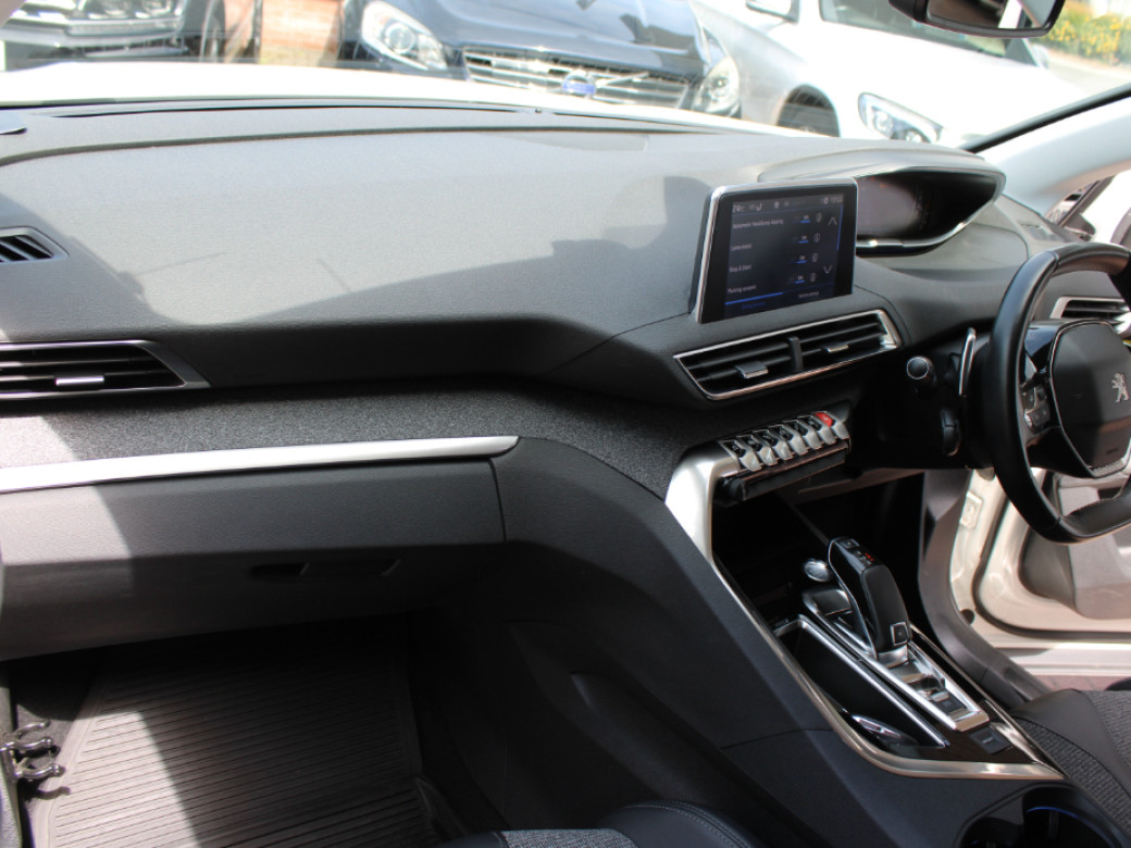 2019 Peugeot 3008