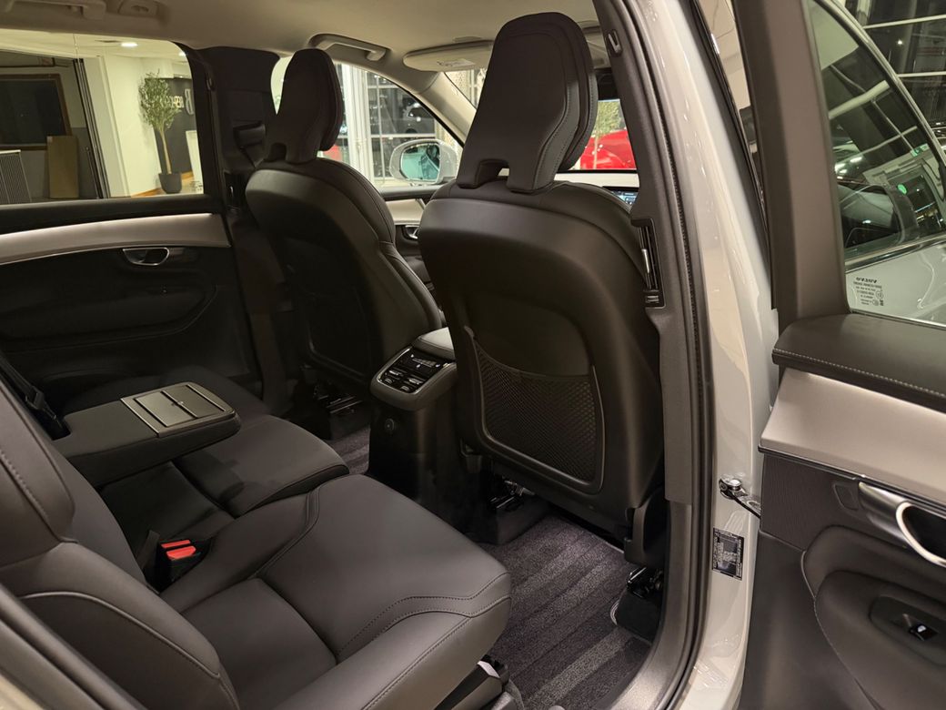 2025 Volvo XC90