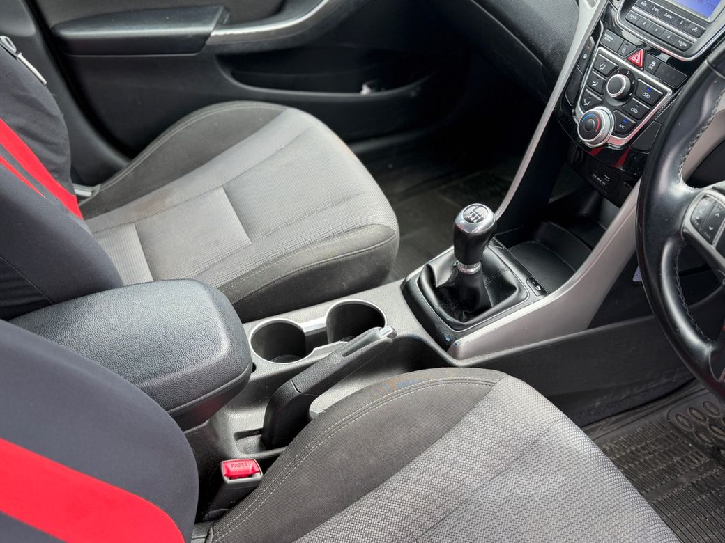 2016 Hyundai i30