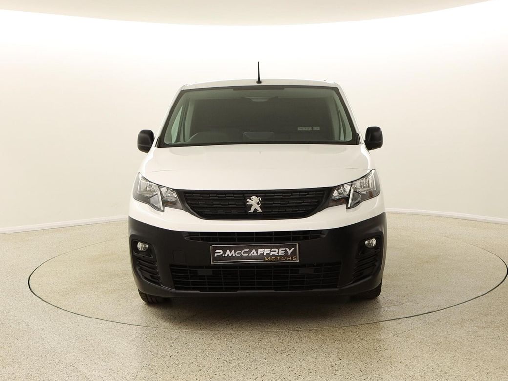 2023 Peugeot Partner
