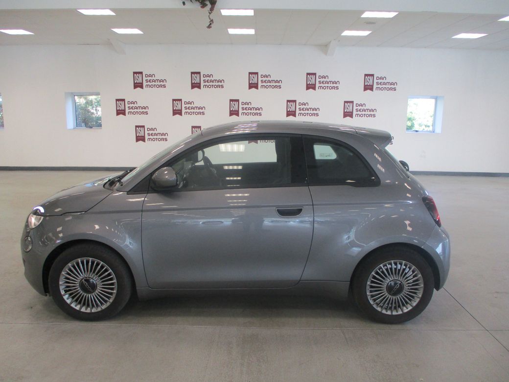 2025 Fiat 500e