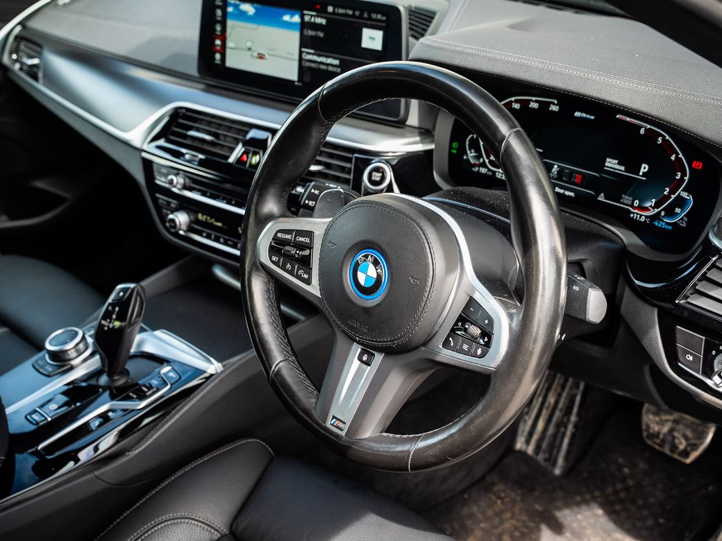 2022 BMW 5 Series