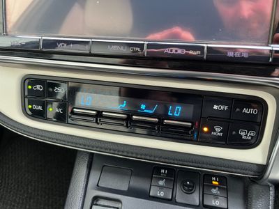 2016 Toyota Auris