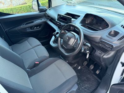 2019 Peugeot Partner