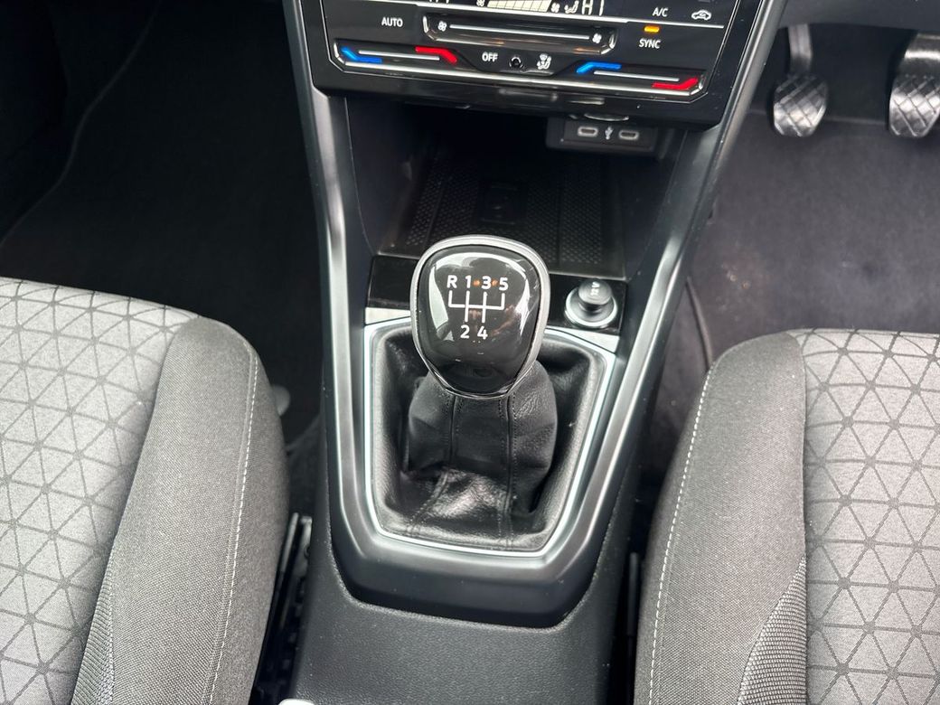 2024 Volkswagen T-Cross