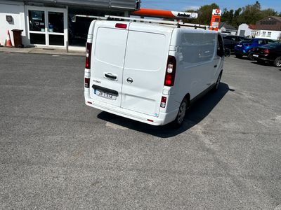 2021 Nissan NV300