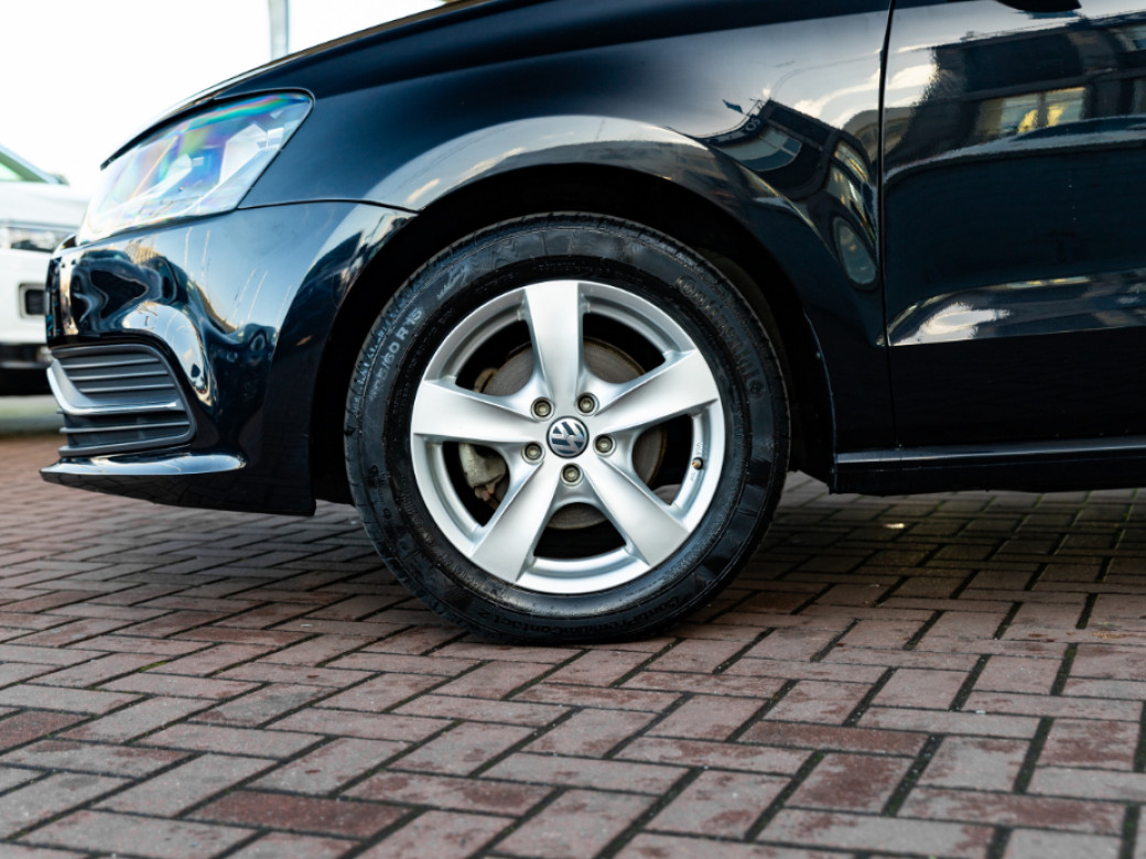 2017 Volkswagen Polo