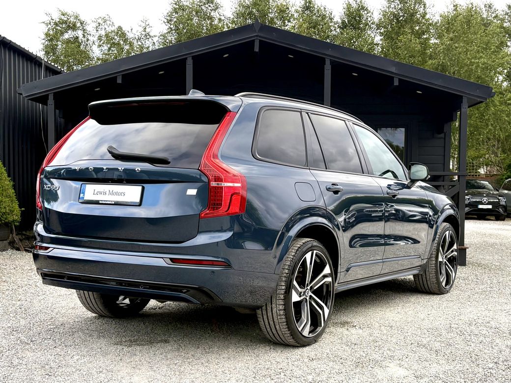 2022 Volvo XC90