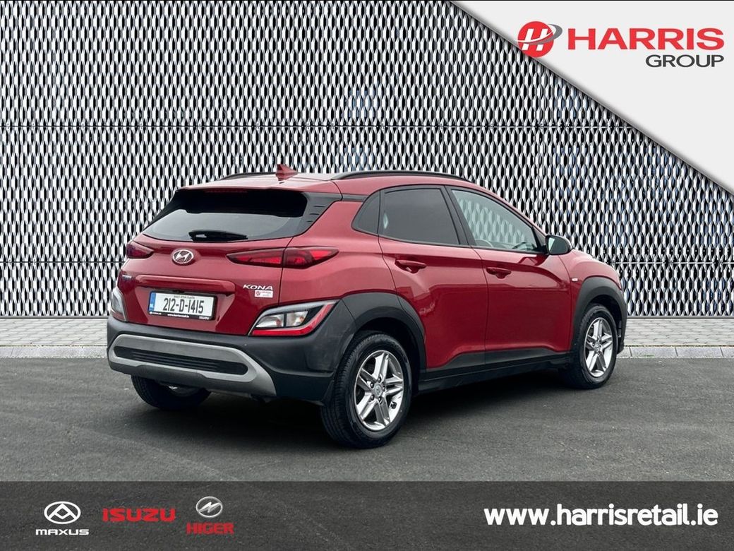 2021 Red Hyundai Kona