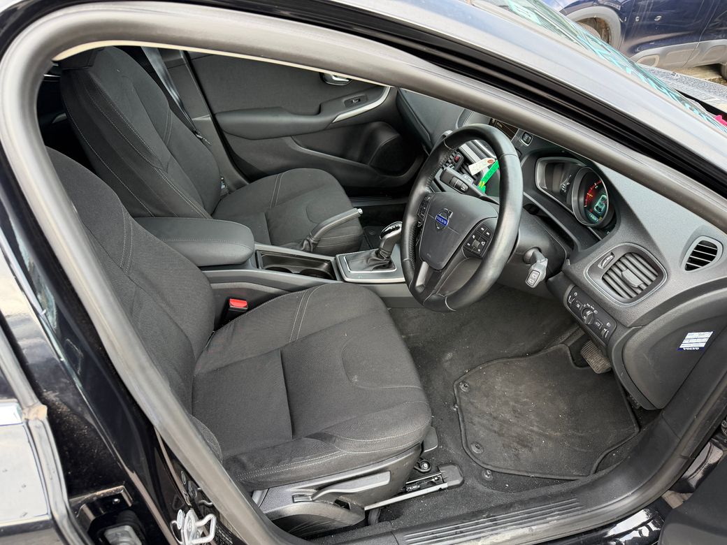 2014 Volvo V40