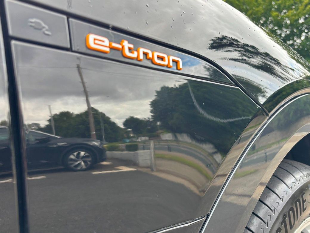 2021 Audi e-tron