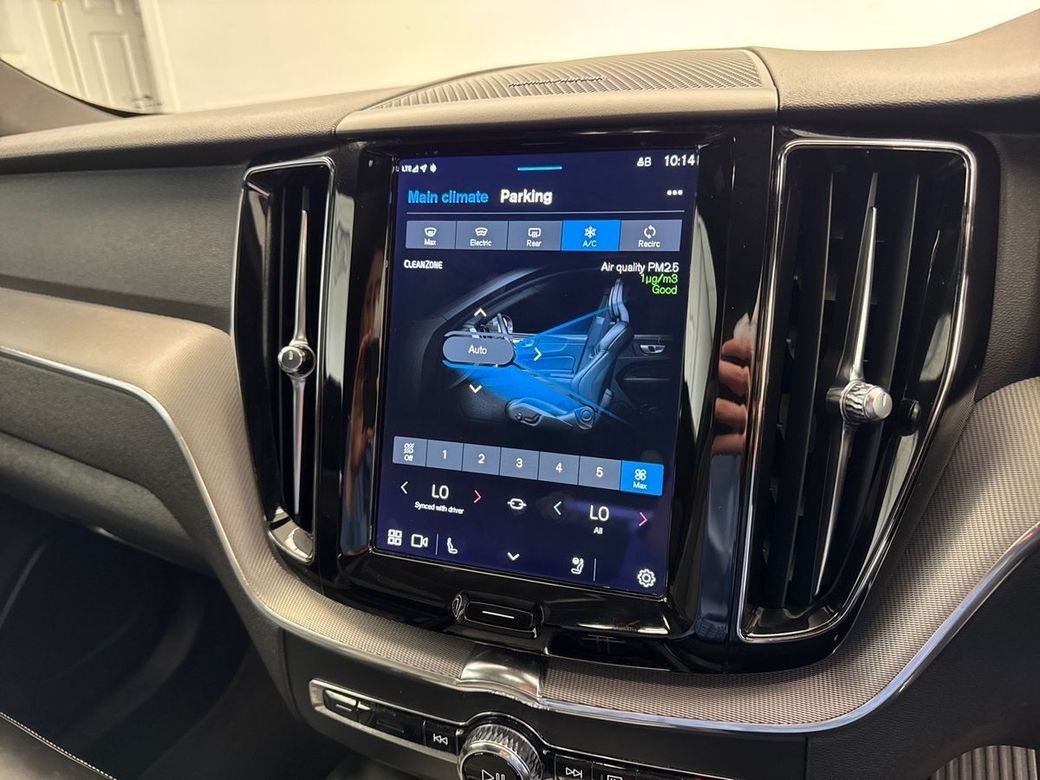 2022 Volvo XC60