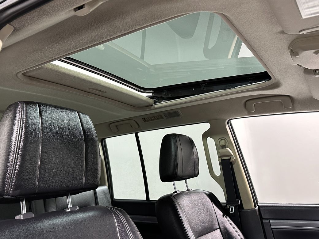 2017 Mitsubishi Pajero