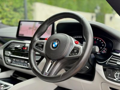 2022 BMW M5