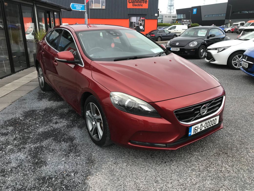 2016 Volvo V40