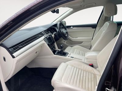 2016 Volkswagen Passat