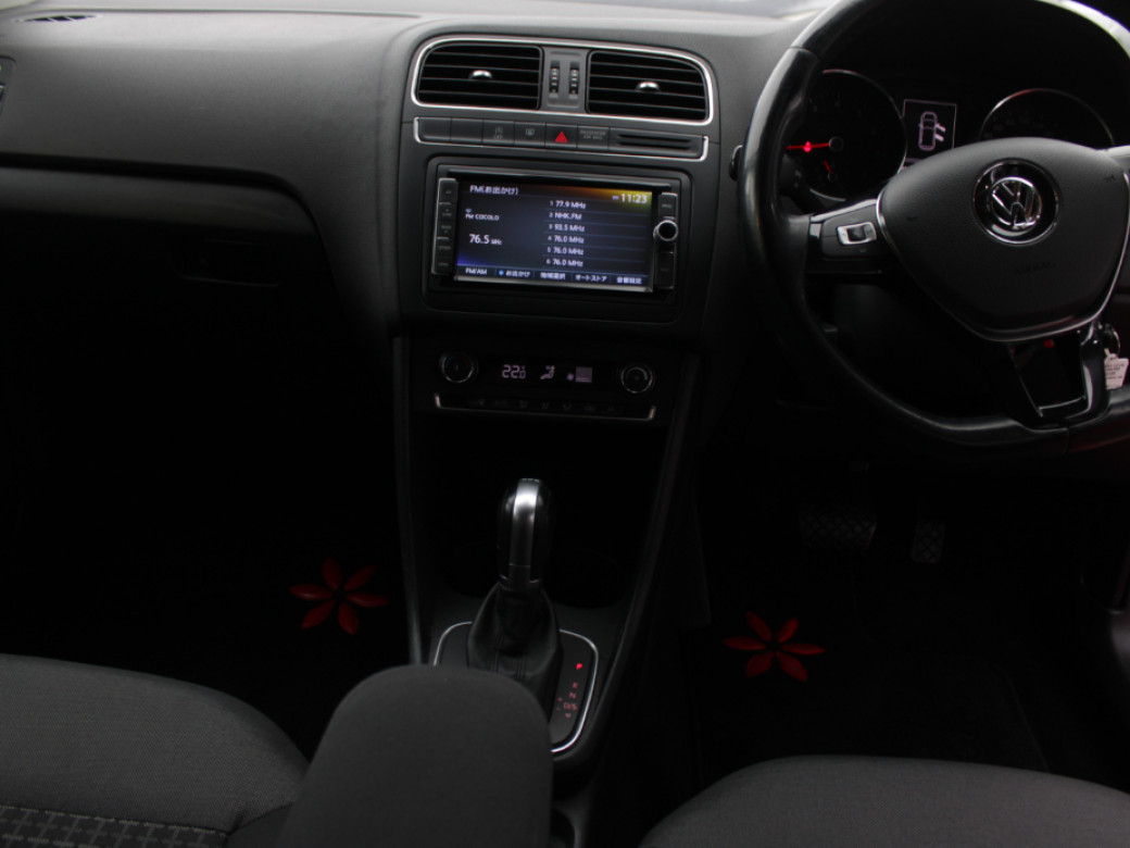 2017 Volkswagen Polo