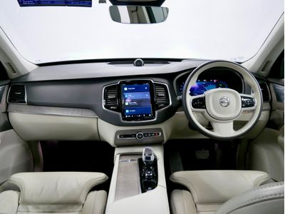 2023 Volvo XC90