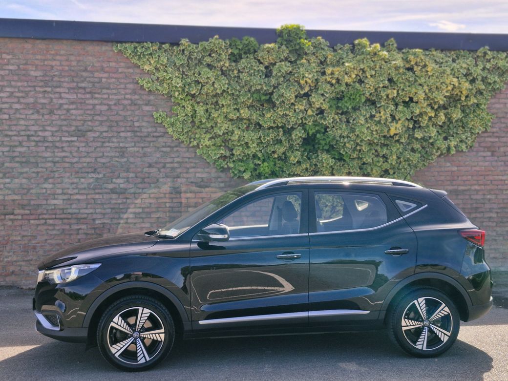 2020 MG ZS
