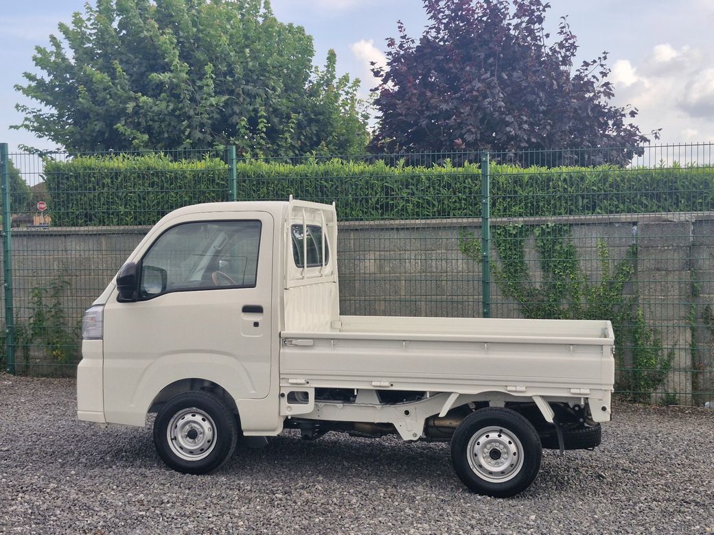 2022 Daihatsu Hijet