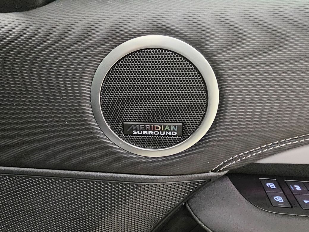 2023 Land Rover Discovery