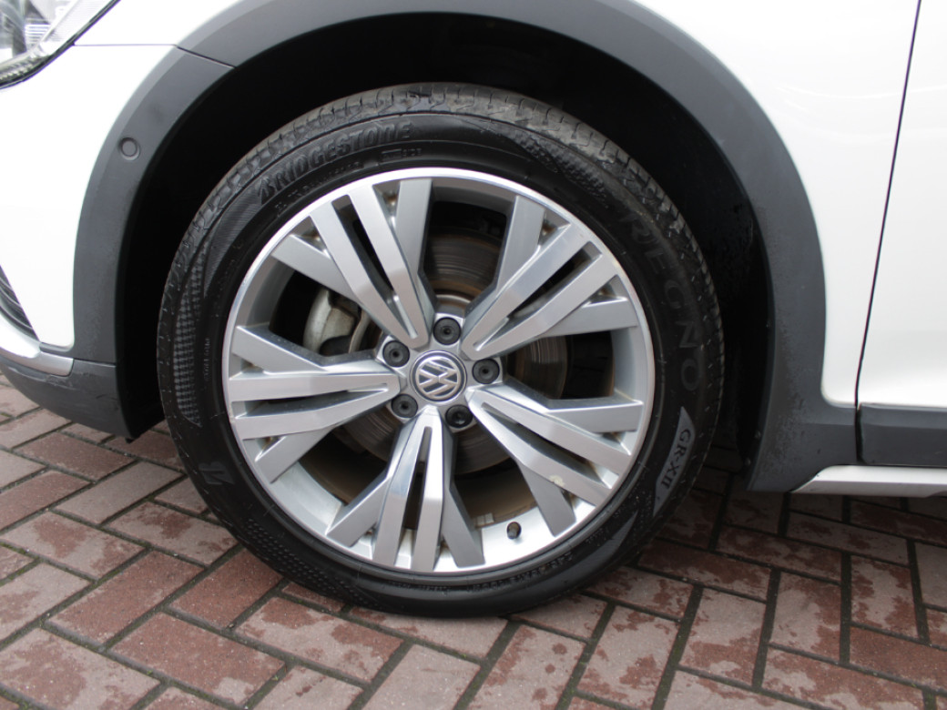 2019 Volkswagen Passat