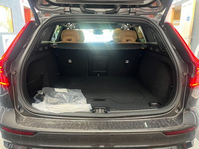 2025 Volvo V60