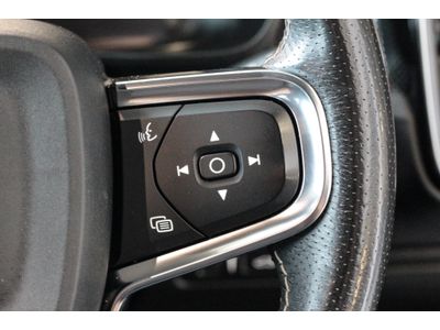 2021 Volvo XC40