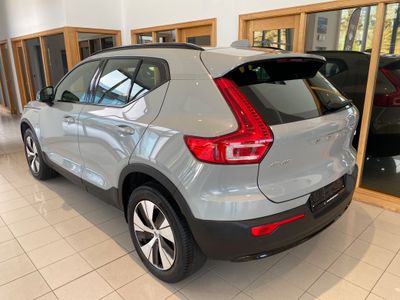 2023 Volvo XC40