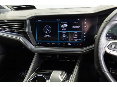 2025 Volkswagen Touareg