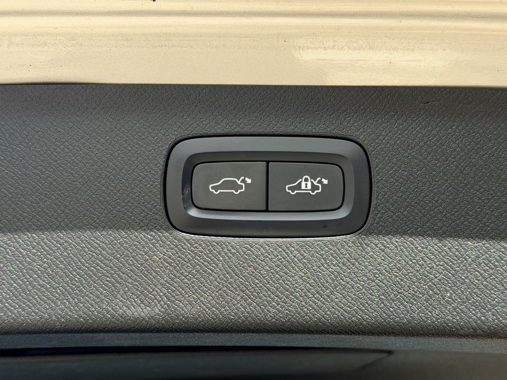 2015 Volvo XC90