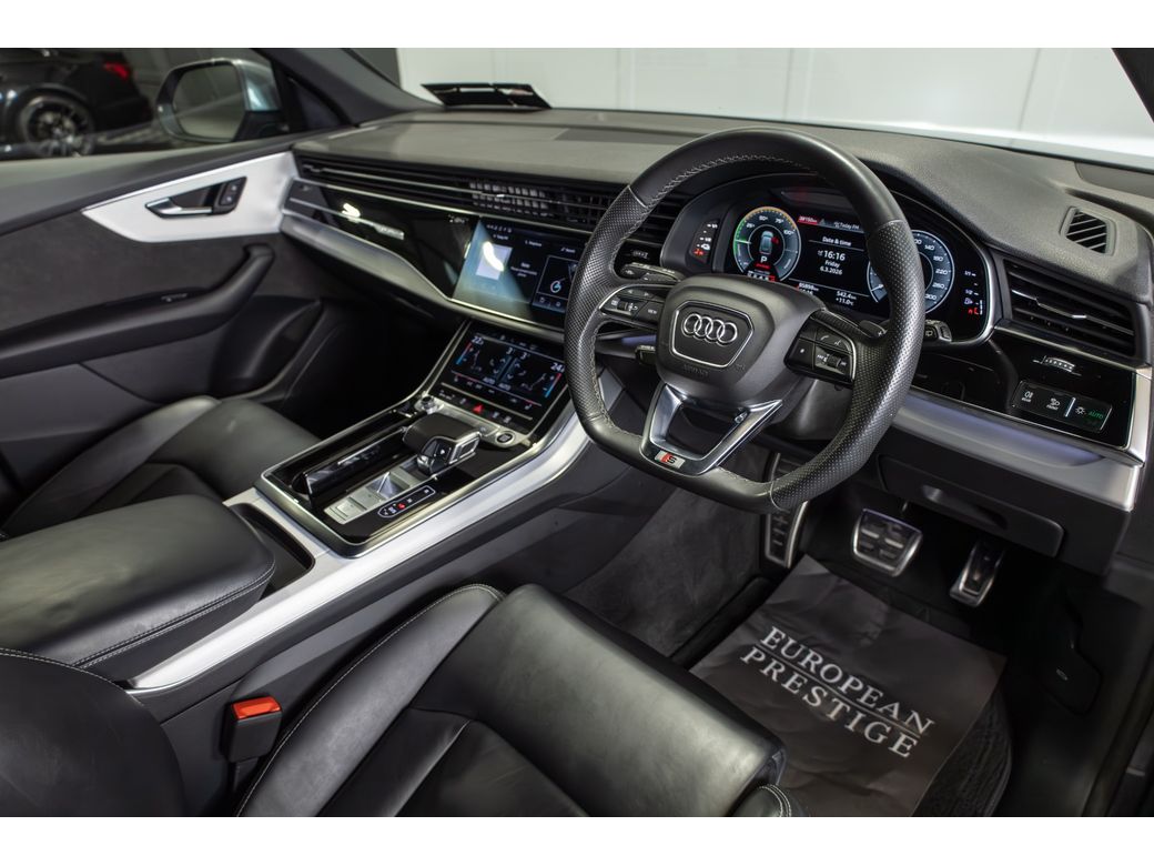 2021 Audi Q8