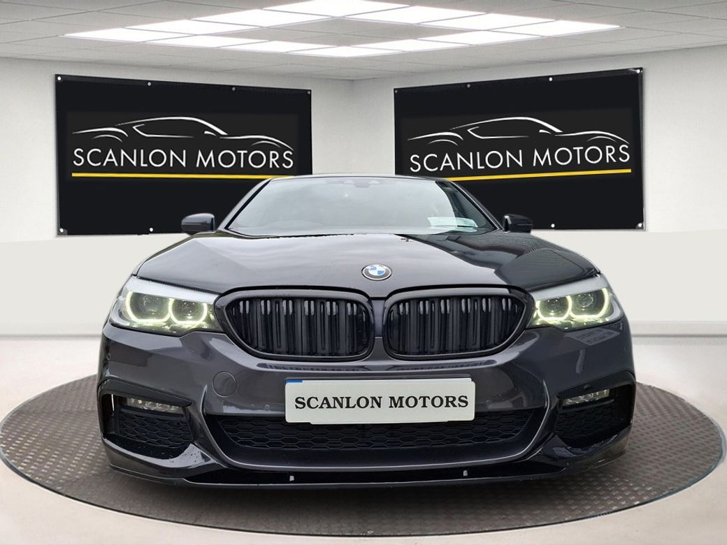 2020 BMW 520