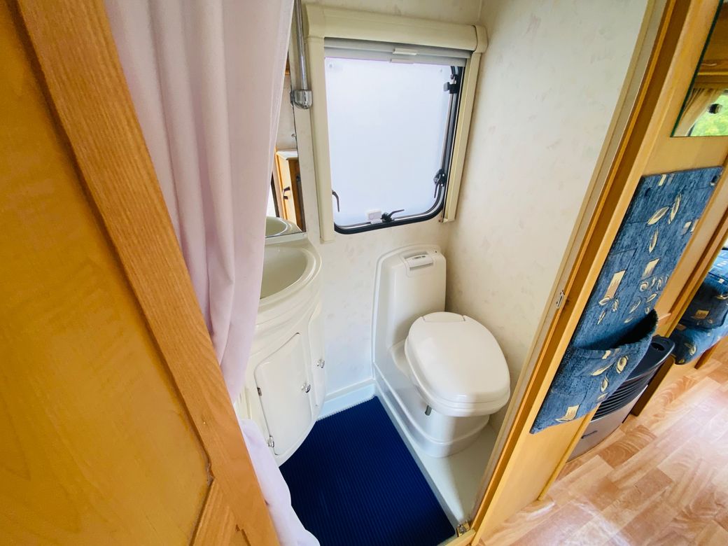 2006 ELDDIS SUNSEEKER 400RS R.H.D 
