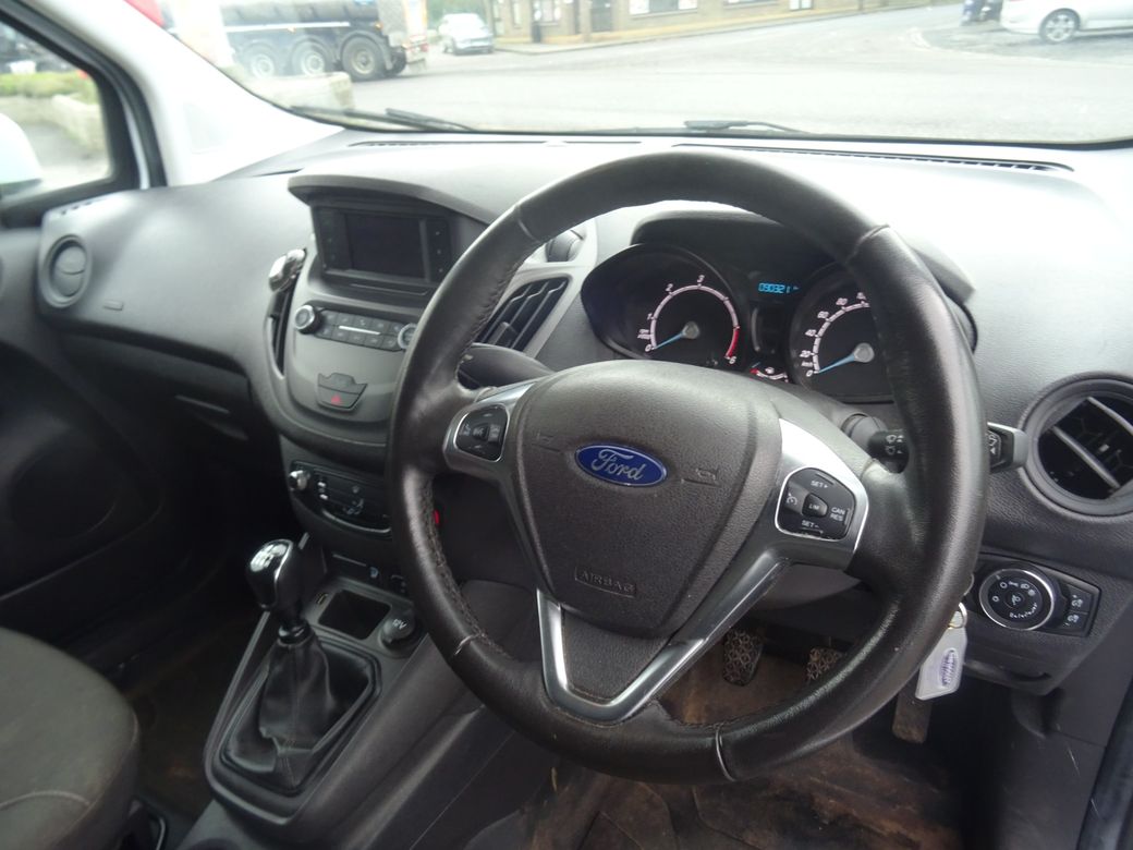 2022 Ford Transit Courier