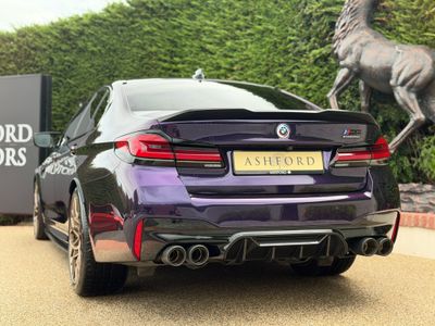 2022 BMW M5
