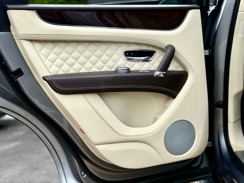 2016 Bentley Bentayga