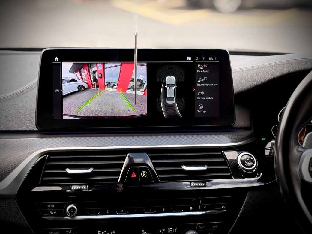 2022 BMW 5 Series