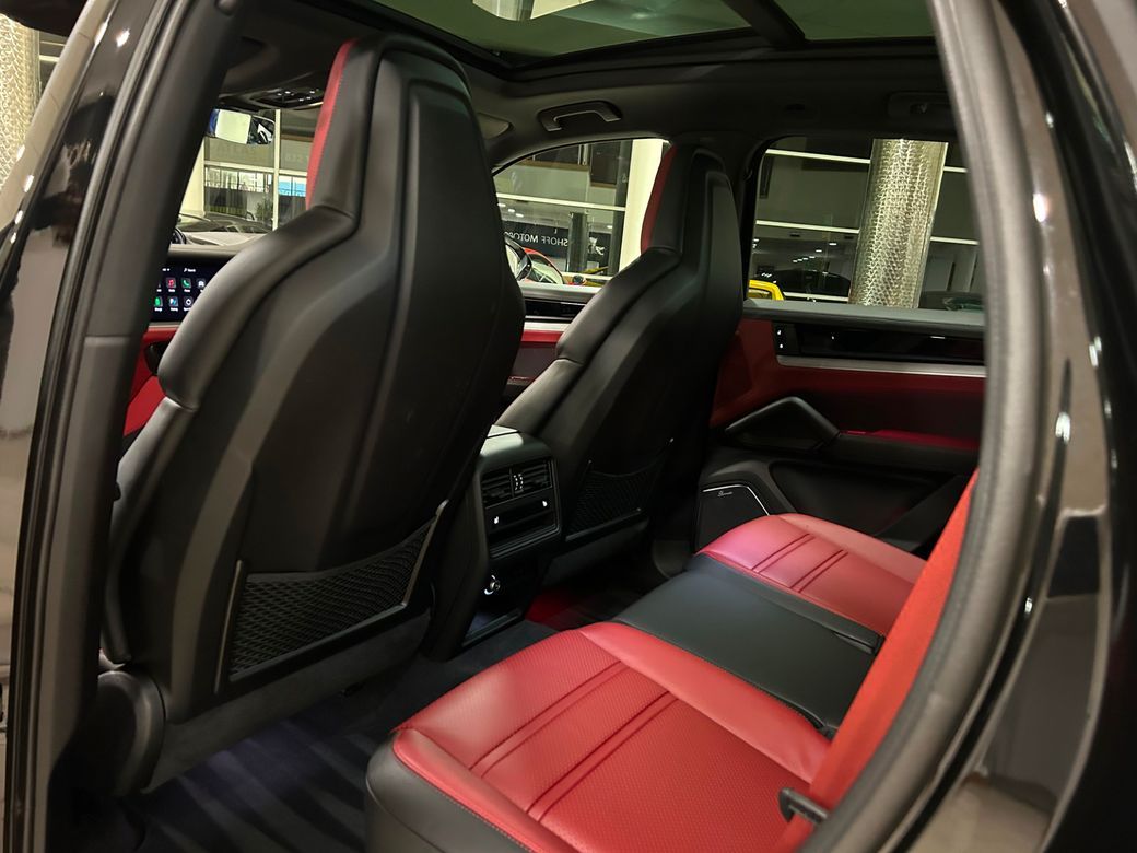 2024 Porsche Cayenne