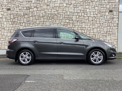 2016 Ford S-Max