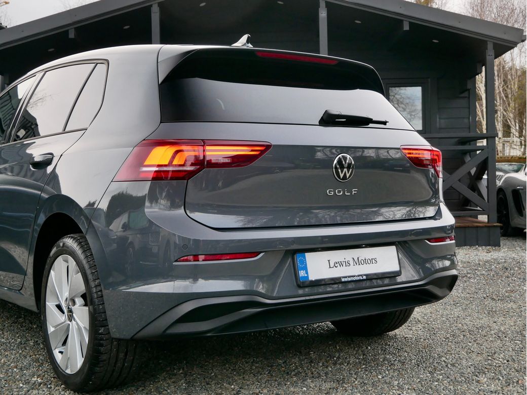 2024 Volkswagen Golf