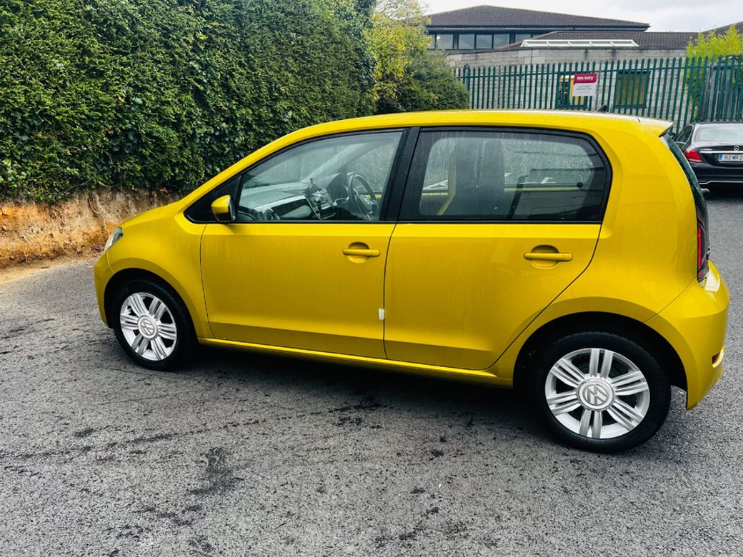 2017 Volkswagen up!