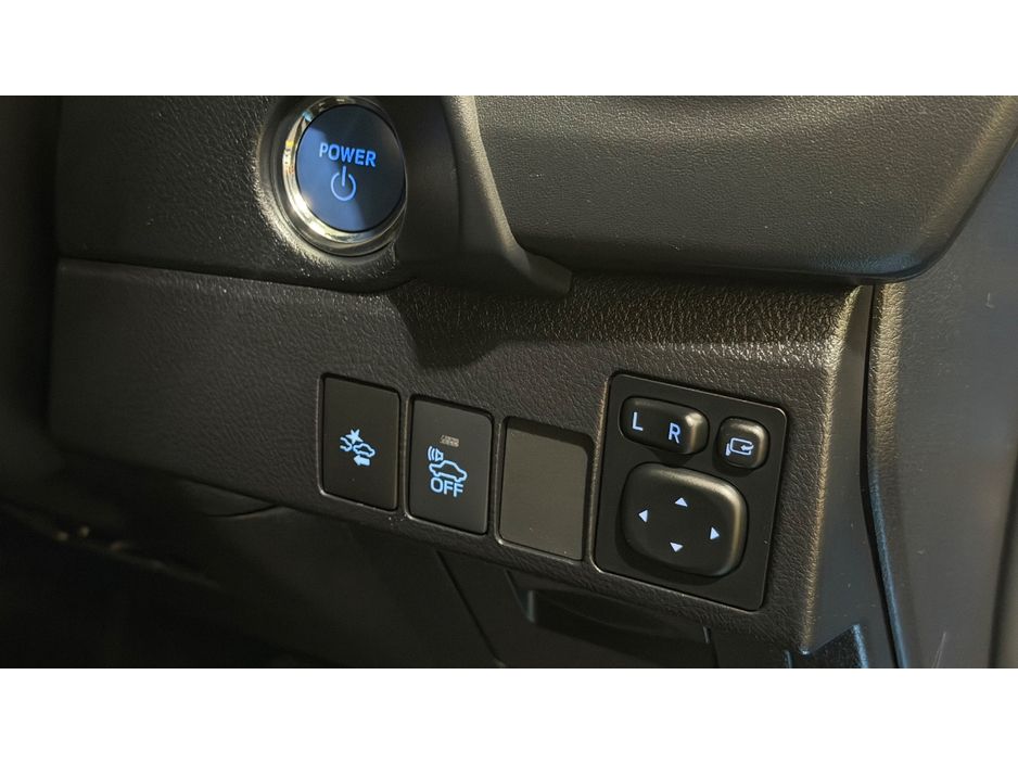 2017 Toyota Auris